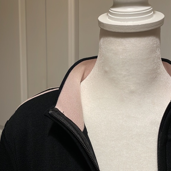 Garfield & Marks black zip jacket with pale pink stripes. Size XL. VGUC - Picture 4 of 6